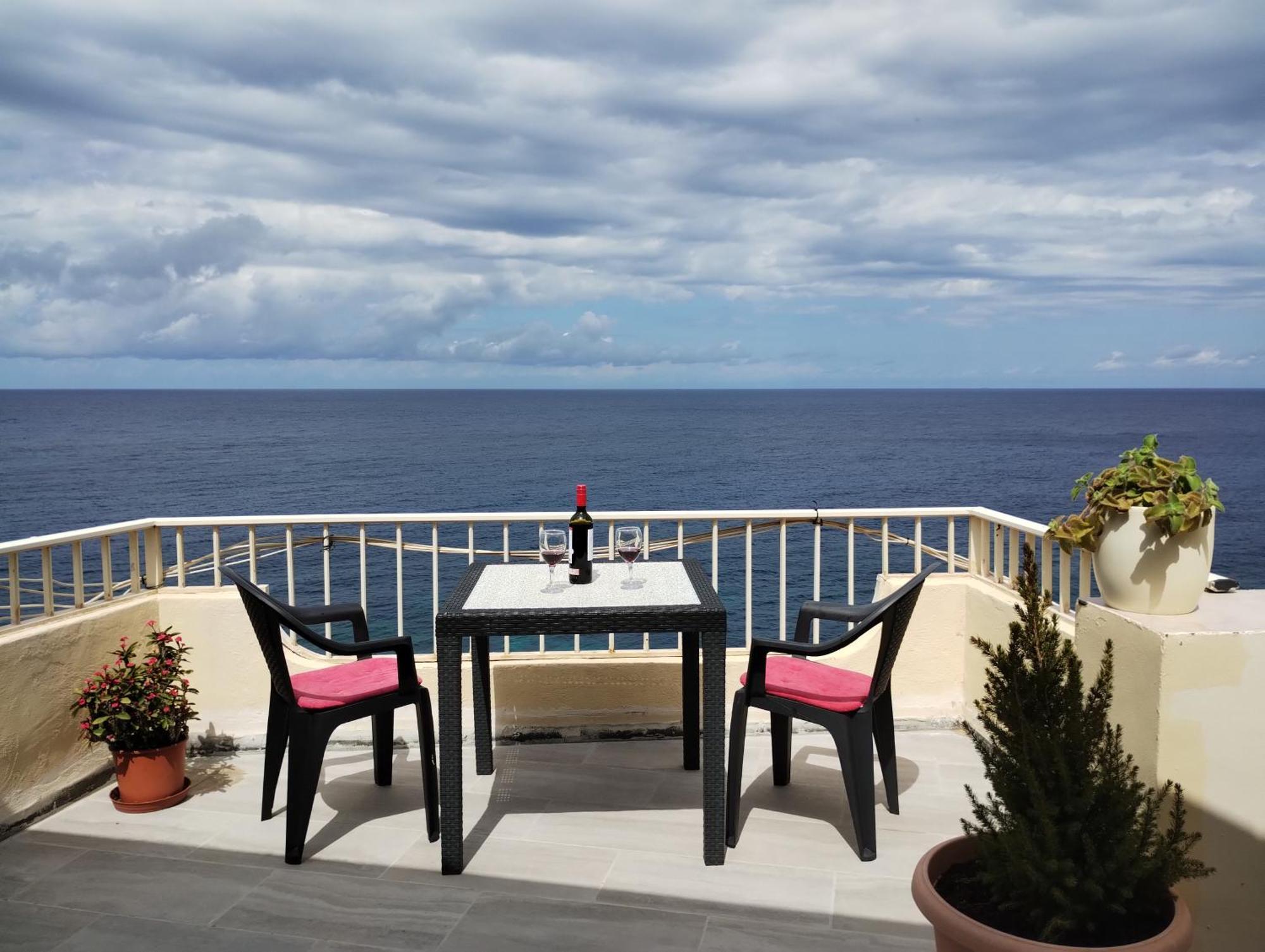 マルサルフォーンPoseidons Seaview Penthouseアパートメント エクステリア 写真